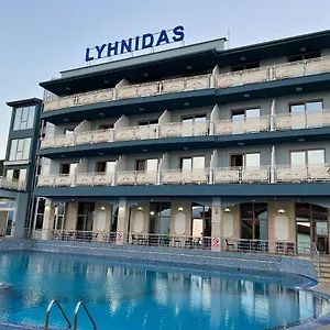 **** Otel Lyhnidas Arnavutluk