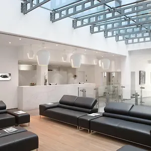 https://aqua-hotel-brussels.brusselshotelsbook.com