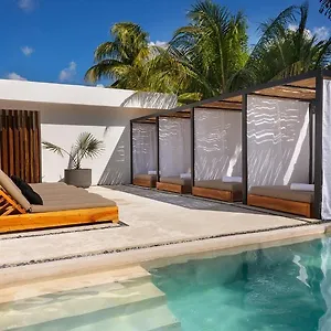 https://illa.quintano-roohotels.com